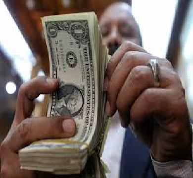 تحويلات المصريين العاملين بالخارج تحقق قفزة تاريخية بقيمة 32 مليار دولار